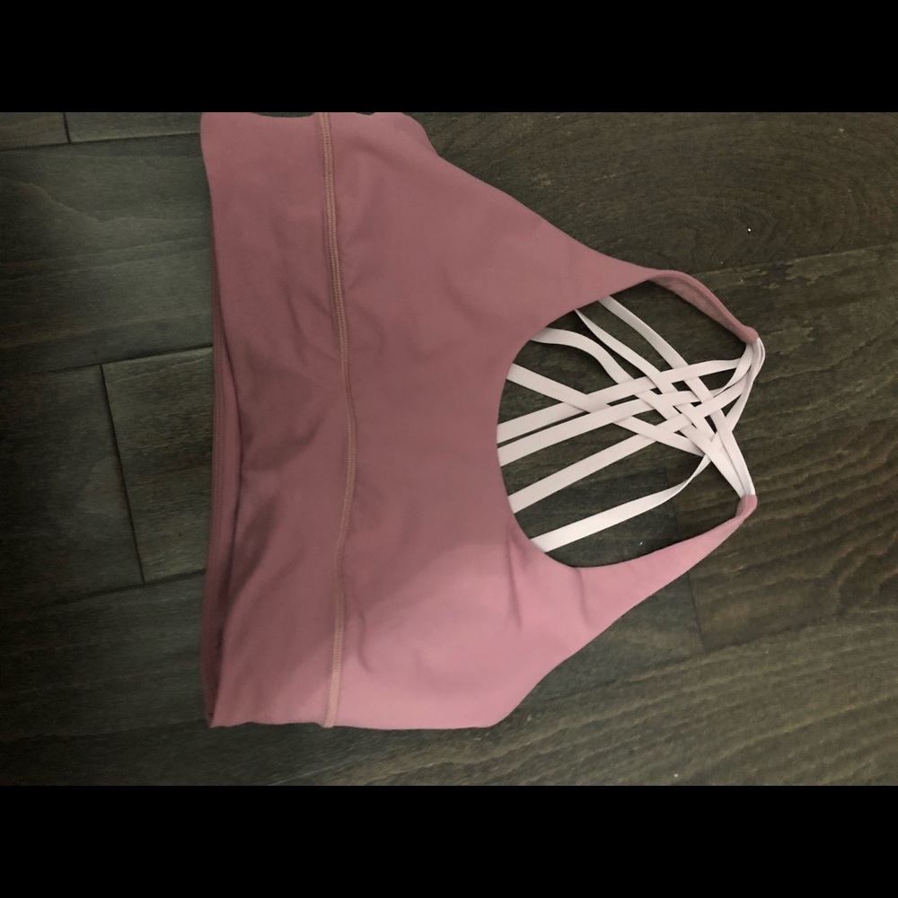 Lululemon free to be moved bra size 10